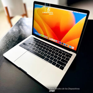 MacBook Pro A1989. 2.3 Ghz Intel Core i5,  Memoria Ram 8GB, Disco 256GB. (RF397)
