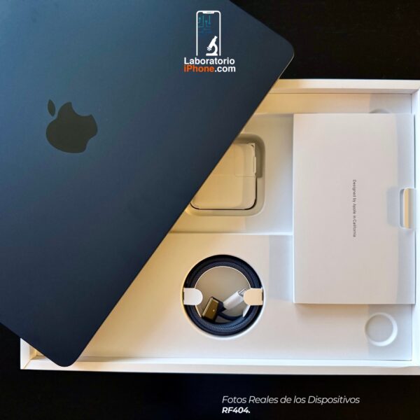 MacBook Air A3240. Procesador M4, Memoria Ram de 16GB, Disco 256GB. (RF404) - Imagen 2