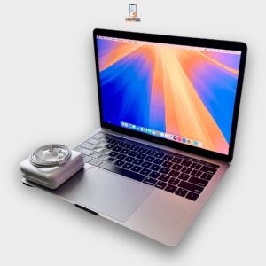 MacBook Pro 13″ (2019) – Intel i5 / 16GB / 256GB