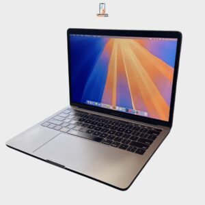 MacBook Pro 13″ (2019) – Intel i7 / 16GB / 500GB