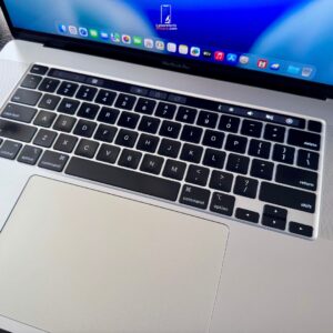 MacBook Pro 16″ (2019) – Intel i9 / 16GB / 1TB