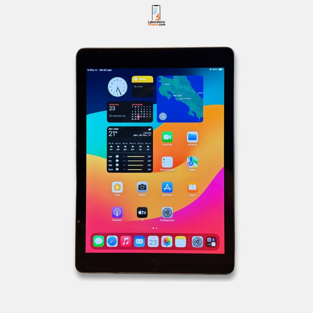iPad 6th Gen 9.7” 2018 · A1893 · 32GB · Space Gray · SKU. T302 - Imagen 2