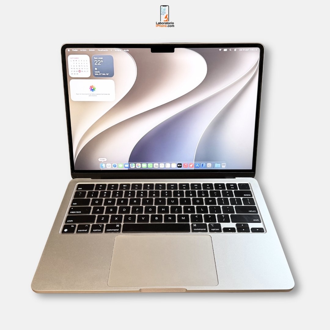 MacBook Air 13” 2022 · A2681 · M2 · 8GB · 256GB · SKU. RF500 - Imagen 2